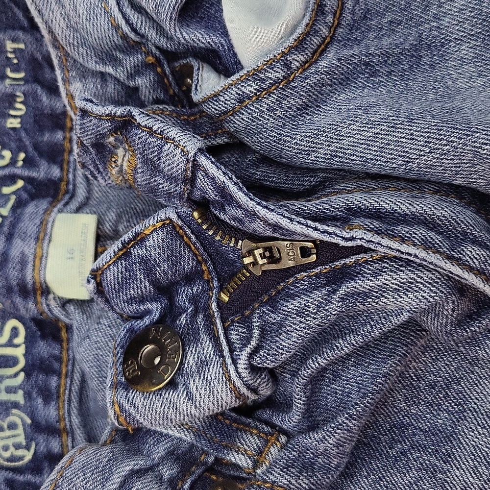 Rustic Blue Jeans - Picture 5 of 7